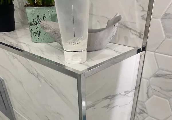 Профиль окантовочный ПУ 15НСМ(304).2700.001 2,7 м Серебро