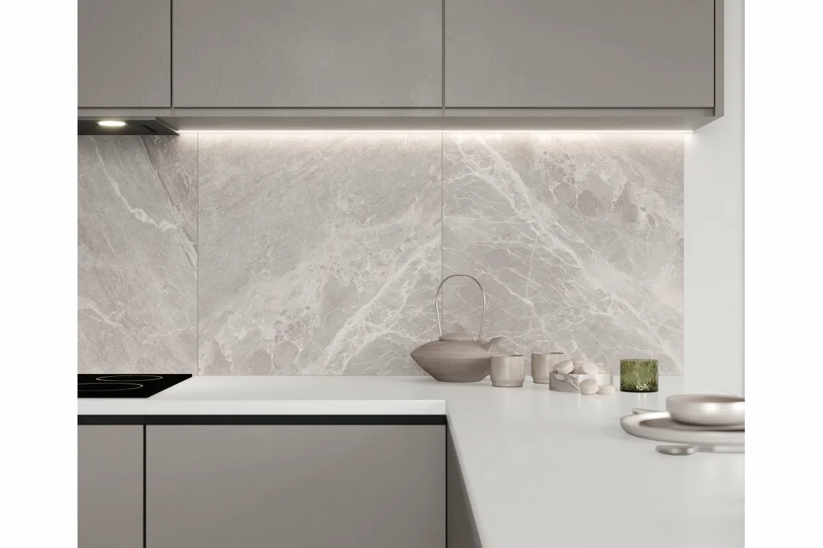 Панель самоклеющаяся ПВХ 300х600 мм 6шт/уп Мрамор Нова София гранд. Цена указана за 1,08 м²