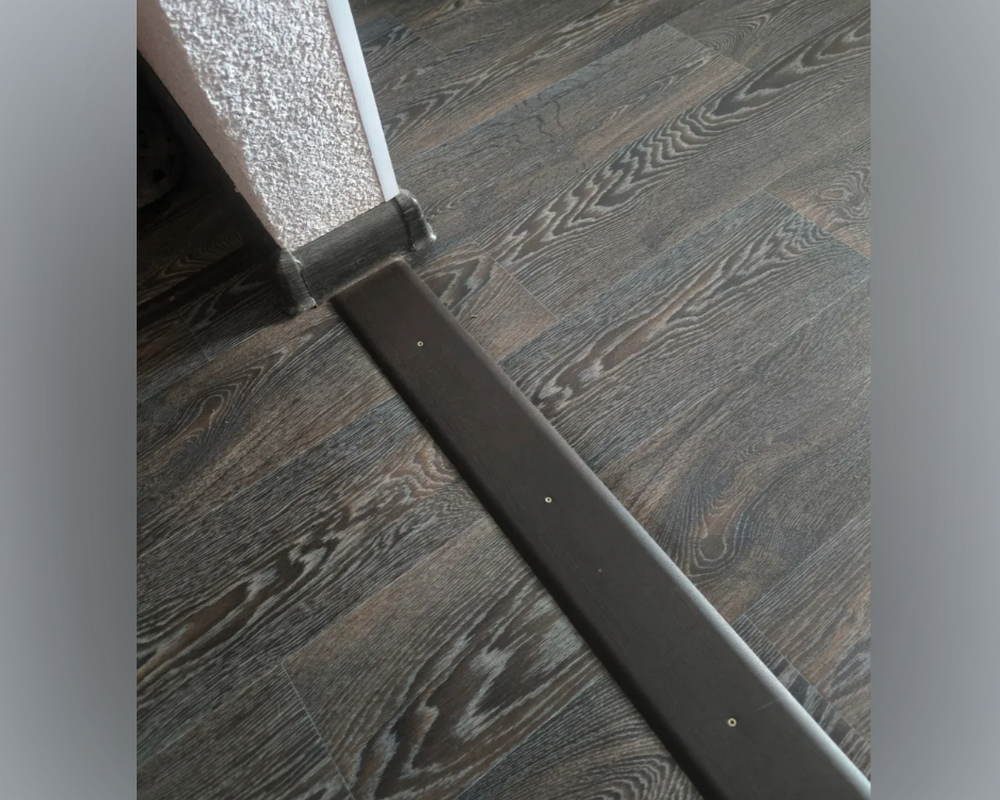 Порог одноуровневый ПС 07-1.2700.215 Черный