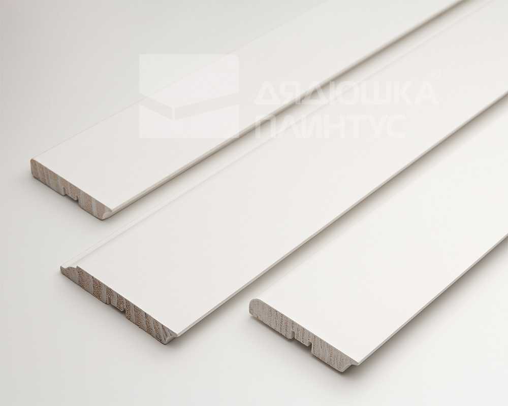 Плинтус кедр Стоунвуд. 80B 80мм 2,35м Белый