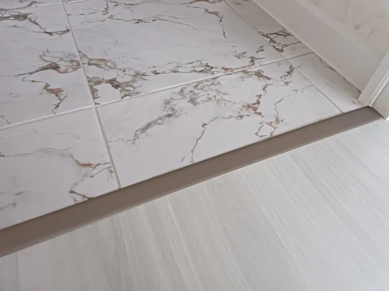 Порог одноуровневый ПС 09.2700.282 Дуб светлый