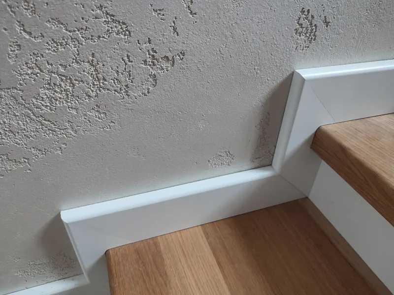 Плинтус МДФ Лука Пл 100-1МДФ.2700.24116 Белый