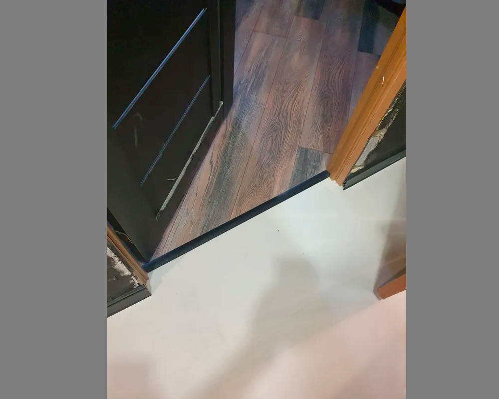 Порог одноуровневый ПС 04-3.1800.15 Черный